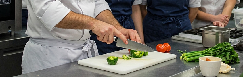 Traditional vs. Modern Cooking Techniques: What Are Culinary Schools Teaching?